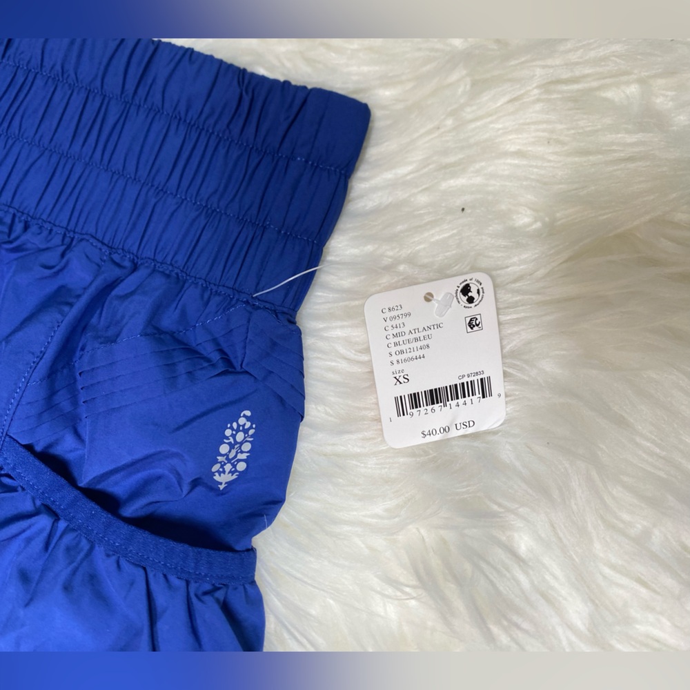 Free People Blue Women's Shorts CB255 - Picture 2 of 5